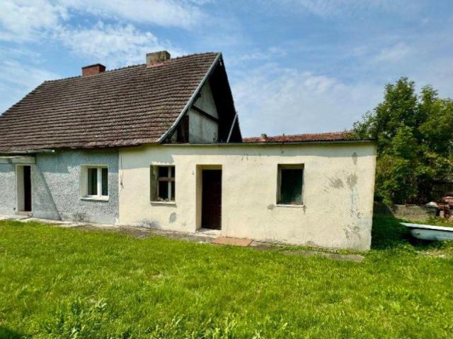 Na sprzedaż dom do remontu – Skarbiszów, 10 km od Opola