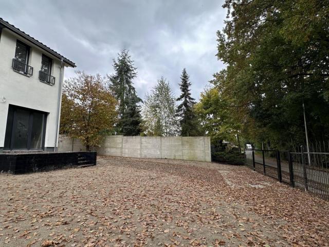 Nowoczesny lokal w Zabudowie Bliźniaczej w Opolu | Bierkowice