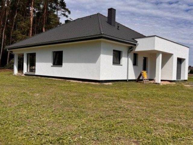 Dom pod lasem, 165 m2, Łubniany