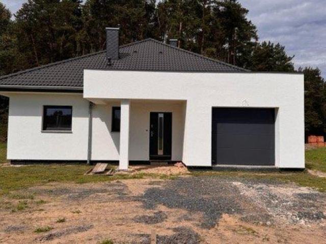 Dom pod lasem, 165 m2, Łubniany